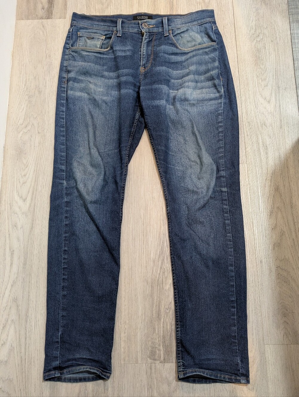 Guess Los Angeles Men’s Size 33x32 Vermont Slim Jeans